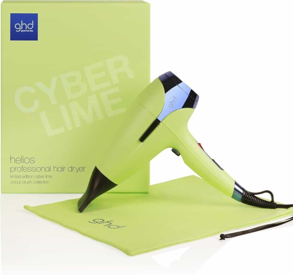 Test du sèche-cheveux professionnel GHD Helios : puissance et style couleur citron vert électrique