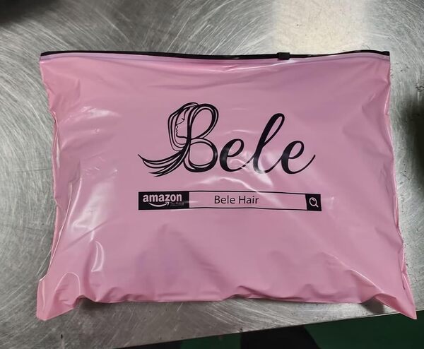 Bele 13x4 Kinky Curly Lace Front Wigs Human Hair 28 pouces Brésiliens Kinky Curly HD Transparent Lace Frontal Wigs 200% Densité Pré Pincées avec des Cheveux de Bébé Couleur Naturelle