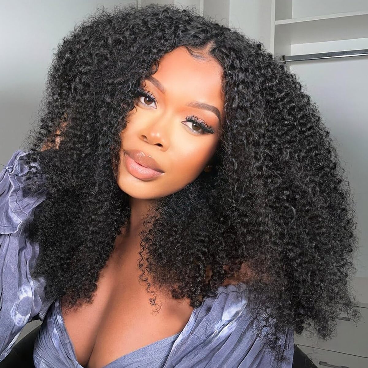 Avis : perruque Bele Kinky Curly 28 pouces 200% densité
